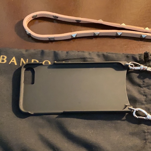 Bandolier Sarah Pebble Leather Taupe Pink Silver iPhone 7 with Stud Strap - Picture 2 of 7